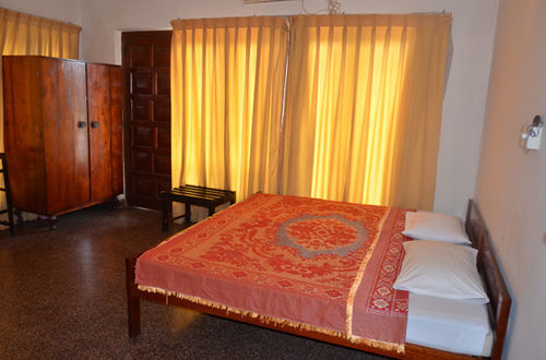 Oyo 436 Sandakelum Tourist Guest House Kandy Dış mekan fotoğraf
