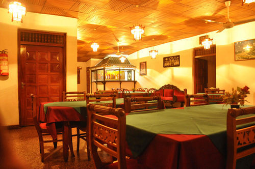 Oyo 436 Sandakelum Tourist Guest House Kandy Dış mekan fotoğraf