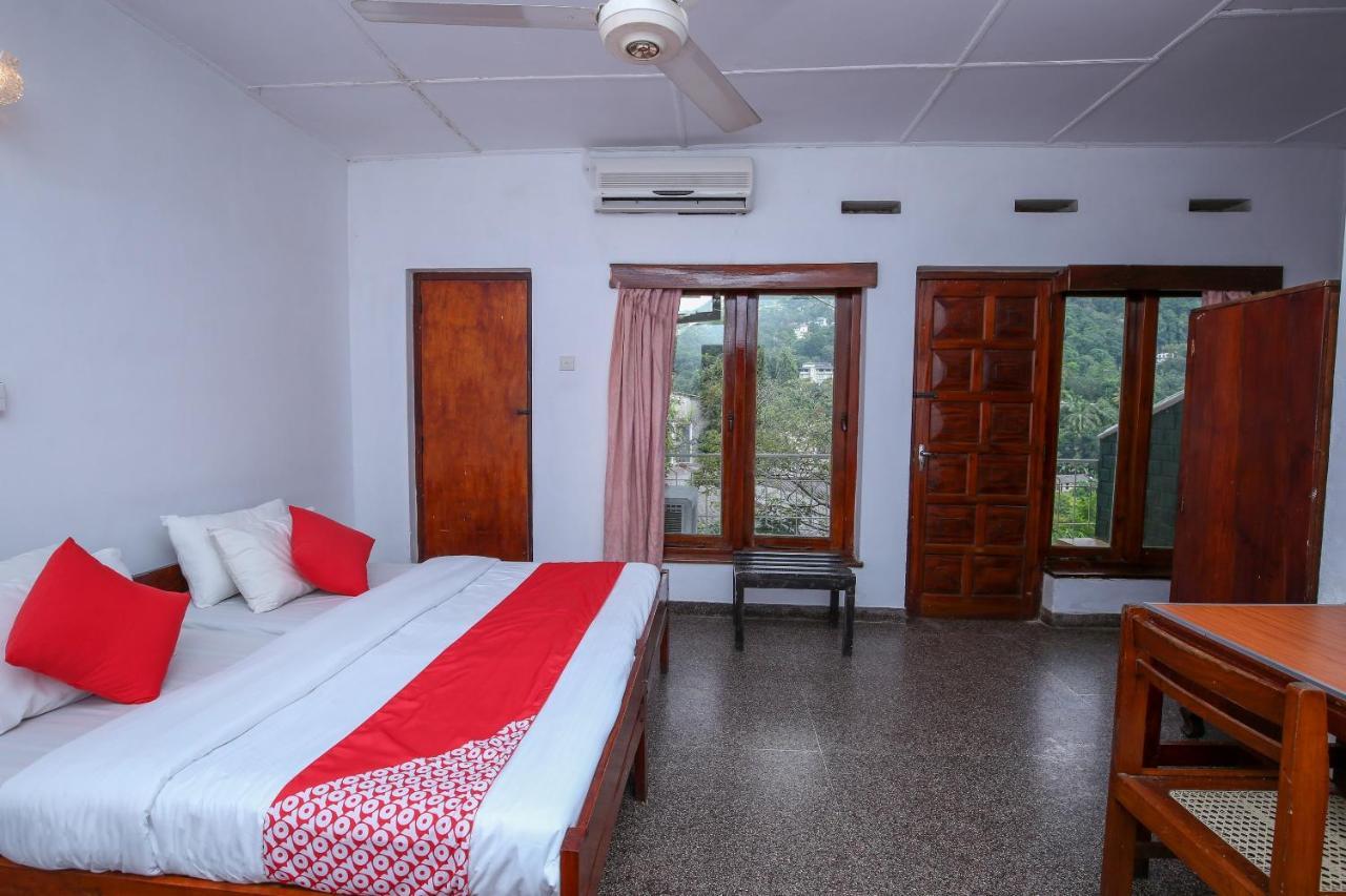 Oyo 436 Sandakelum Tourist Guest House Kandy Dış mekan fotoğraf